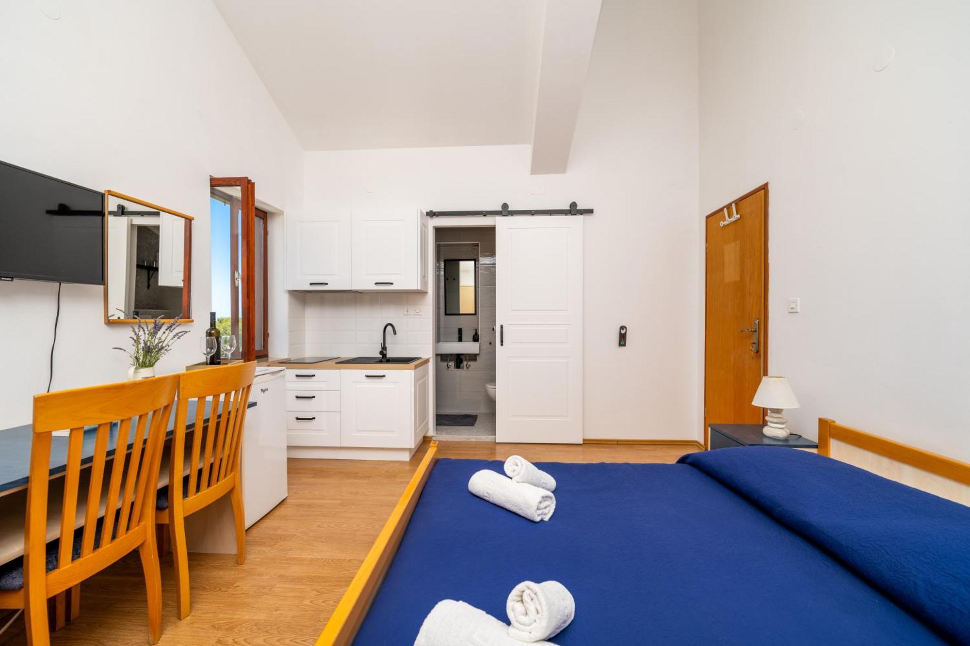 Sobe I Apartman Mareta Miholascica Екстер'єр фото