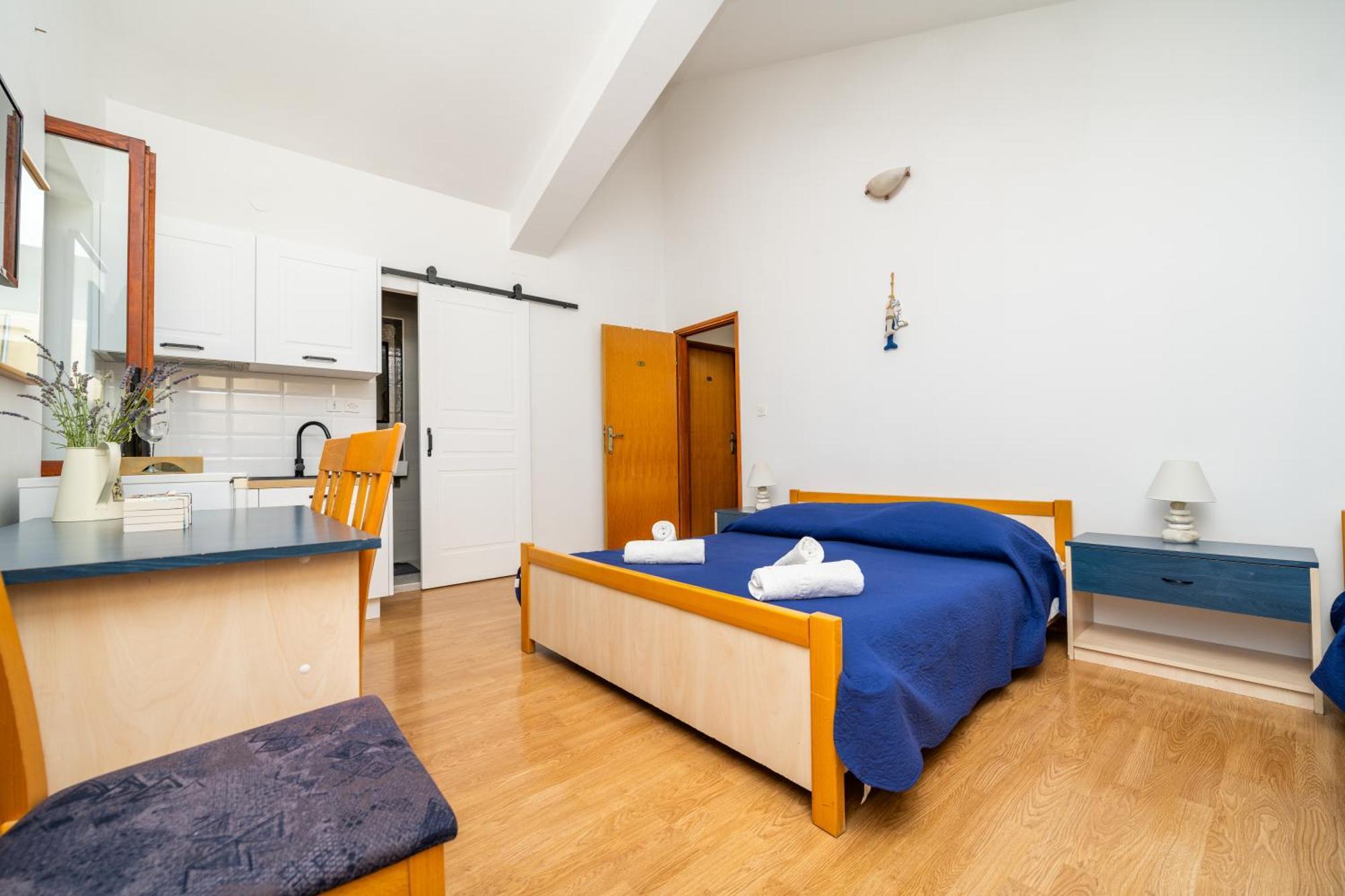 Sobe I Apartman Mareta Miholascica Екстер'єр фото