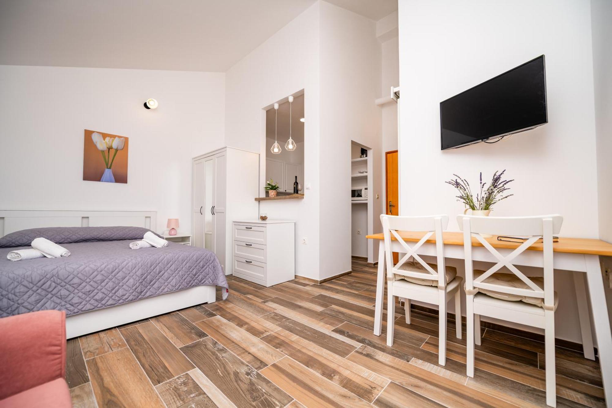 Sobe I Apartman Mareta Miholascica Екстер'єр фото